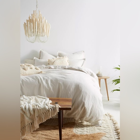 Anthropologie Relaxed Line-Cotton Duvet Cover Size Queen NWT - Picture 1 of 14